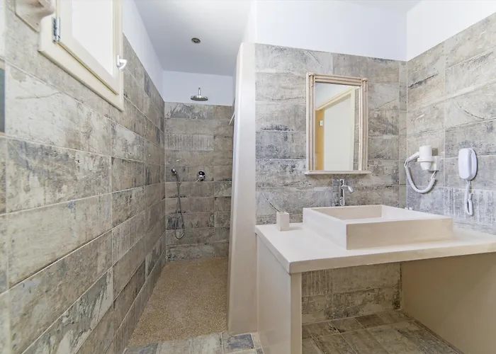 Korali 2* Naxos City