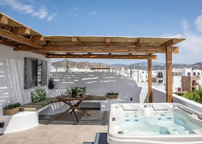 Korali 2* Naxos City