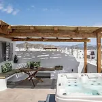 Korali 2* Naxos City